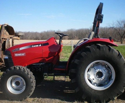 Case IH DX55, DX60 Tractors